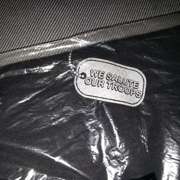 New Hooters Waitress Uniform Top Shirt - Picture 4 of 5